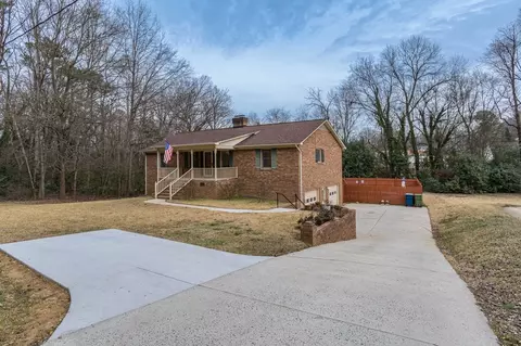 5038 Clearwater Lake Rd #1, Mount Holly, NC 28120