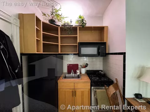 25 Highland Ave #1F, Cambridge, MA 02139