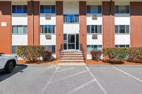 74 Beach Streetunit 5 #1, Woburn, MA 01801