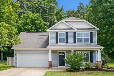 3813 Satinleaf Dr, Raleigh, NC 27616