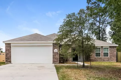 17189 Glen Oaks Dr, Conroe, TX 77385