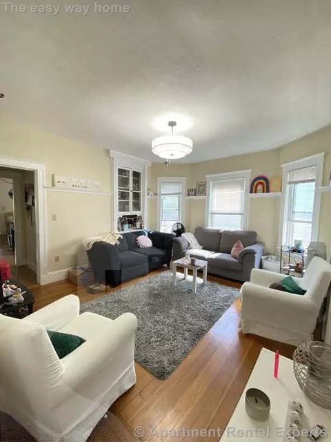 270 Harvard St #1, Medford, MA 02155