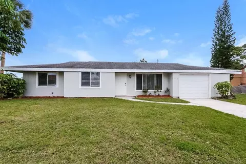 171 SE Floresta Dr, River Park, FL 34983