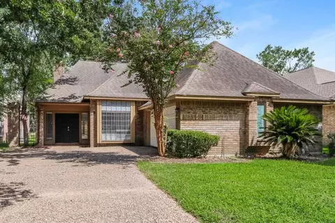 18 Laguna Rd, Montgomery, TX 77356