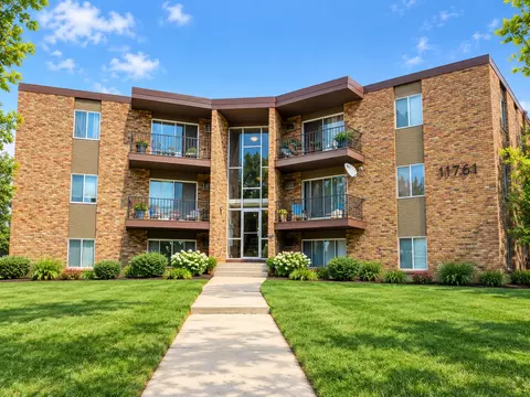 11741 Eldorado St NW, Minneapolis, MN 55433