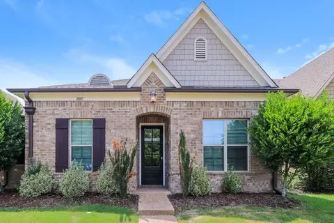 2007 S Bend Dr, Cordova, TN 38016