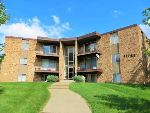 11761 Eldorado St NW, Coon Rapids, MN 55433