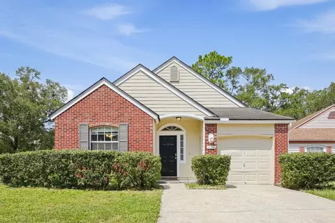1156 Radis Pl, Jacksonville, FL 32225