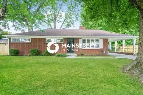10008 Stonestreet Rd, Louisville, KY 40272
