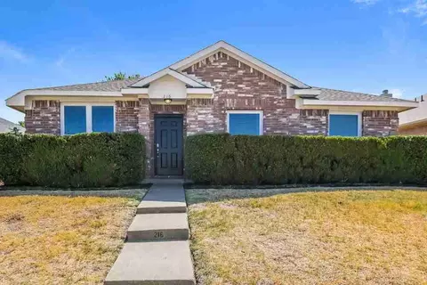 216 Rosewood Ln, Cedar Hill, TX 75104