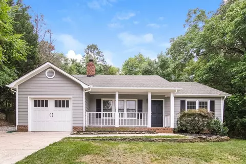 105 Interlaken Pl, Huntersville, NC 28078