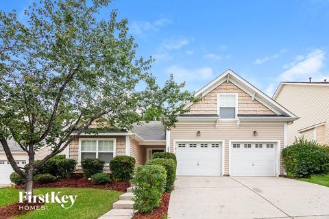 2021 Sugarbush Dr, Charlotte, NC 28214