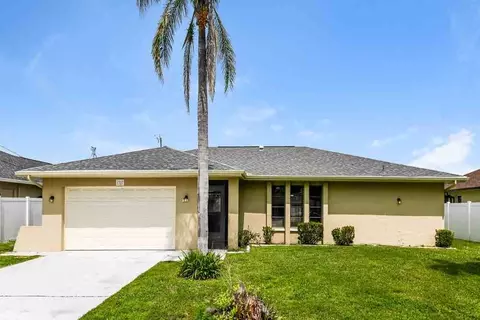 1327 SE 1st St, Cape Coral, FL 33990