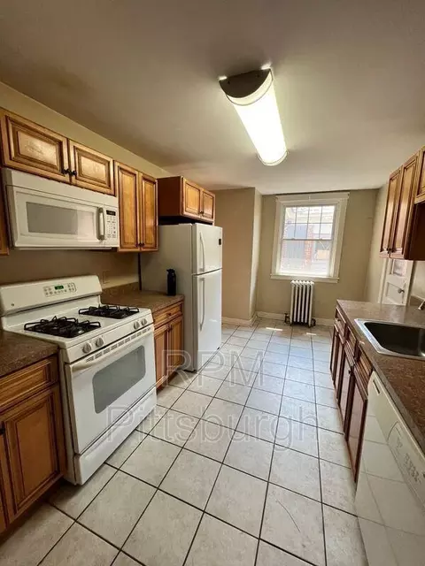 5731 Phillips Ave #2, Pittsburgh, PA 15217