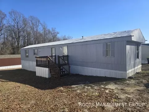 1027 Wildwood Dr #36, Fayetteville, NC 28304