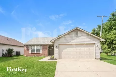 1111 Berwyn Rd, Whiteland, IN 46184