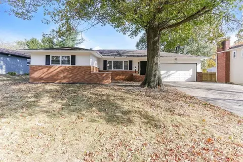 1392 Devonhurst Dr, Columbus, OH 43232