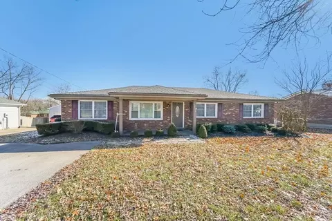 6506 Missionary Ridge Dr, Pewee Valley, KY 40056