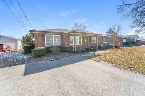 6506 Missionary Ridge Dr, Pewee Valley, KY 40056