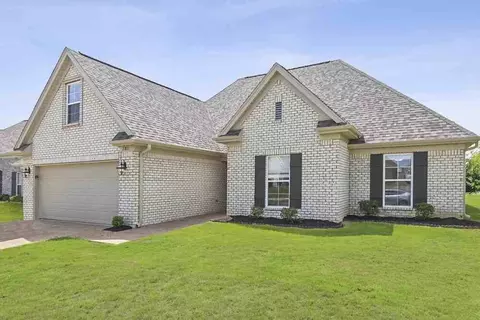 3811 Dawnwood Cir W, Southaven, MS 38672