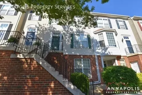 35 Harbour Heights Dr, Parole, MD 21401