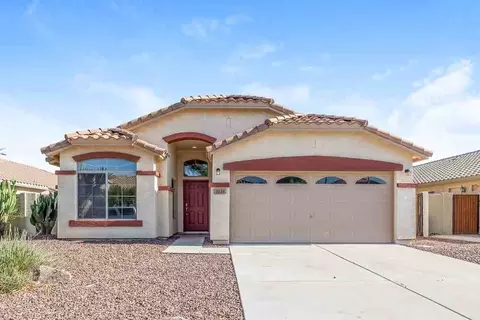 3834 E Longhorn Dr, Gilbert, AZ 85297
