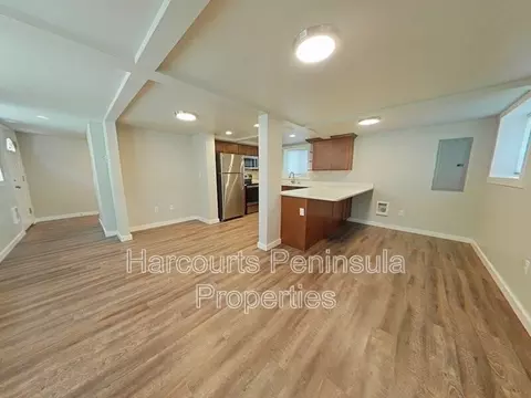 1225 11th St, Bremerton, WA 98337