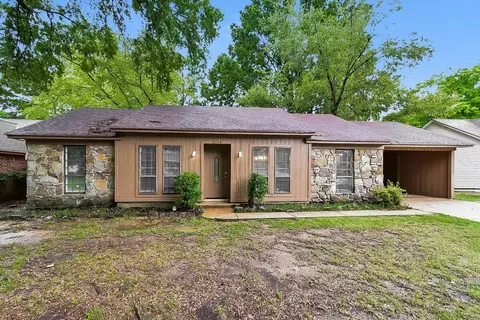 6574 Birch Hollow Dr, Memphis, TN 38115