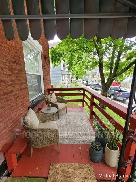 80 S Warren Ave, Columbus, OH 43204