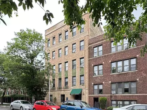 3831 N Fremont St #308, Chicago, IL 60613