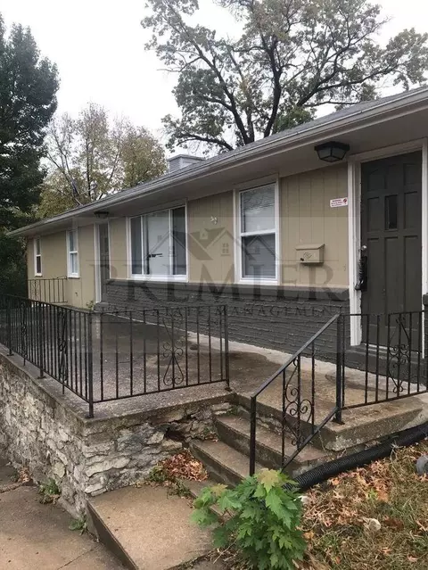 8321 Holmes Rd, Kansas City, MO 64131