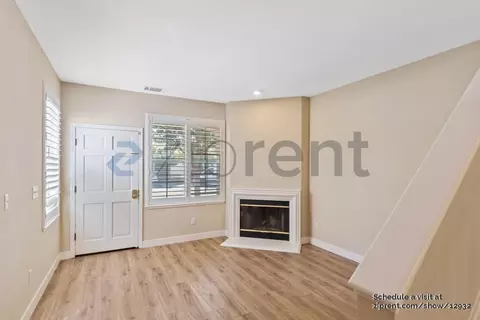 139 Concord Cir, Mountain View, CA 94040 photo 3