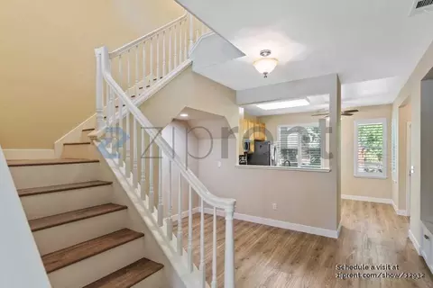 139 Concord Cir, Mountain View, CA 94040 photo 5