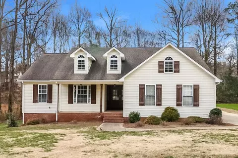 104 Farmwood Dr, Cherryville, NC 28021