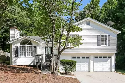 1782 Red Rose Ln, Loganville, GA 30052