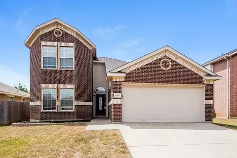 2105 Pacino Dr, Fort Worth, TX 76134