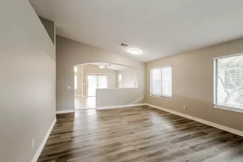 1079 E Yuma Ave, Apache Junction, AZ 85119 photo 3
