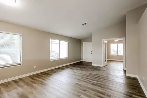 1079 E Yuma Ave, Apache Junction, AZ 85119 photo 5