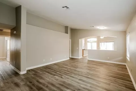 1079 E Yuma Ave, Apache Junction, AZ 85119 photo 4