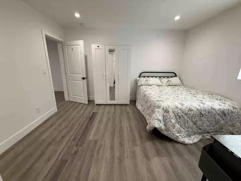 1106 W 41st St #2-3, Los Angeles, CA 90037