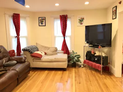 12 Shawmut St #2, Malden, MA 02148