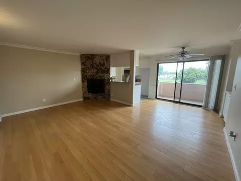 14157 Vanowen St, Los Angeles, CA 91405