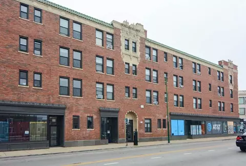 3335 W Diversey Ave #207, Chicago, IL 60647