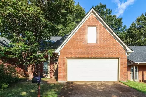 594 Ashley Glen Cir E, Memphis, TN 38018