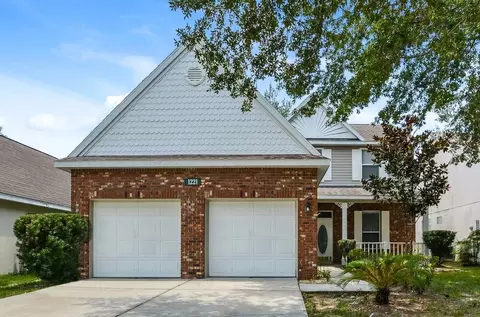 1221 Woodflower Way, Clermont, FL 34714
