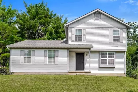 450 Meadows Blvd, Pickerington, OH 43147