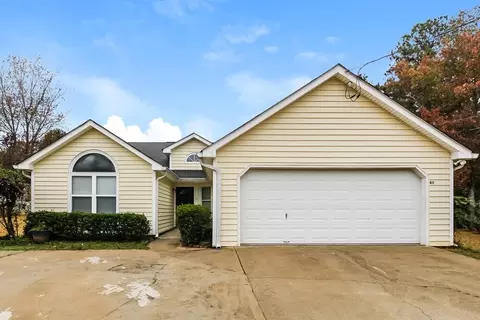 45 Kingswood Club Dr, Dallas, GA 30157