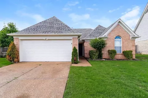 9992 Cameron Ridge Trl, Memphis, TN 38016