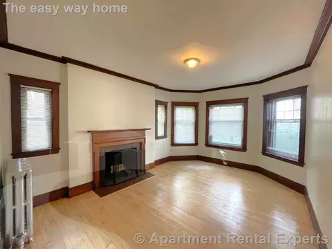 5 Linnaean St #27, Cambridge, MA 02138