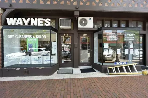 342 Park Ave #4B, Glencoe, IL 60022